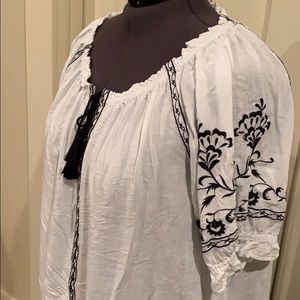 Lucky Brand Tops - Lucky Brand White Embroidered Top 2X Lucky Brand Tops - Lucky Brand White Embroidered Top 2X